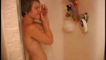 Scène de masturbation avec la jolie Eva Berg de Scoreland video de film x gratuit